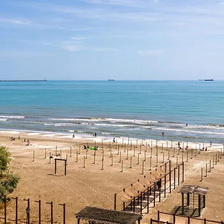 Riviera - Infinity Pool & Apartman