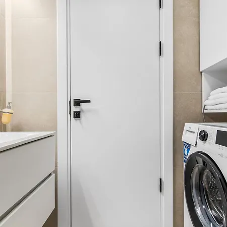 Apartman Riviera - Infinity Pool & Mamaia