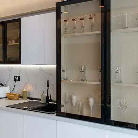 Apartman Riviera - Infinity Pool & *