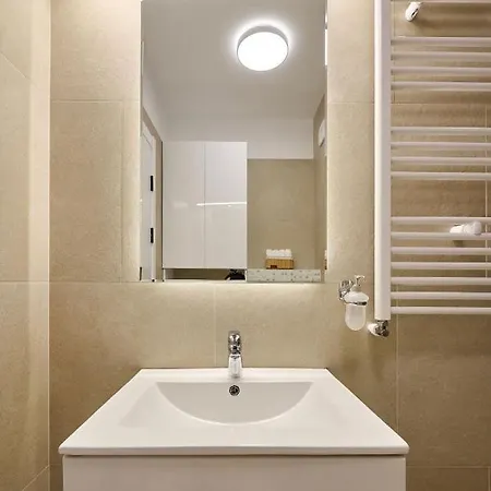 Riviera 187 In Alezzi Infinity - Parking Apartment Mamaia