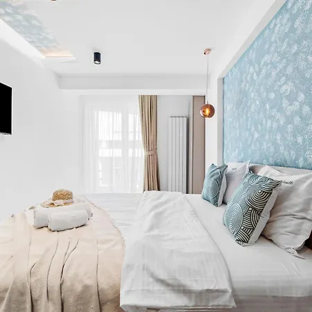 Riviera - Infinity Pool & Apartament *