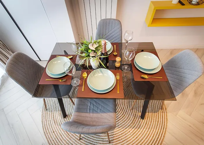 Riviera In Infinity Pool & Apartament