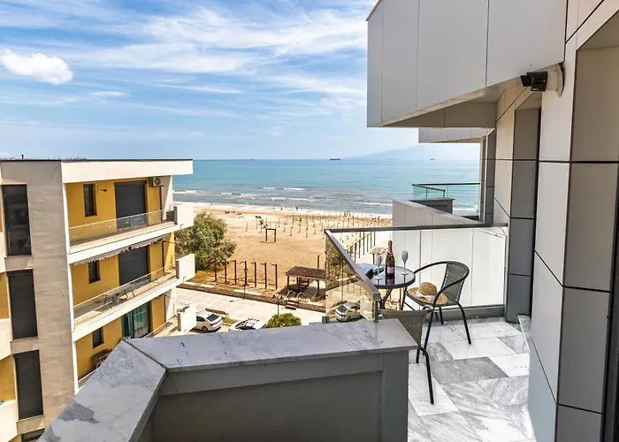 Riviera In Infinity Pool & * Mamaja