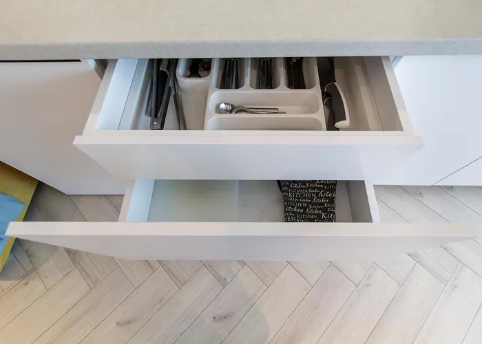 Riviera In Infinity Pool & *